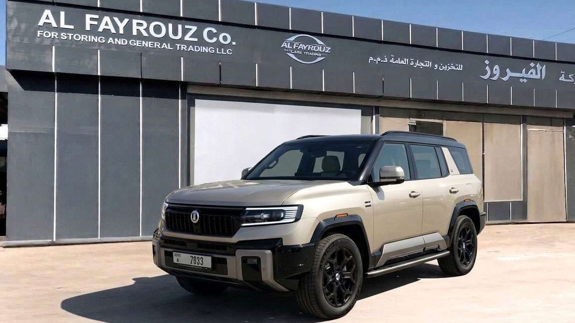 Denza B5 at the showroom entrance