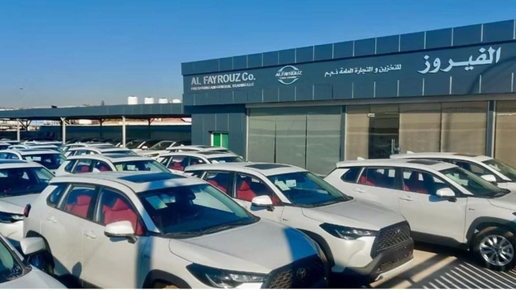 Rows of Corolla Cross in the free-zone yard